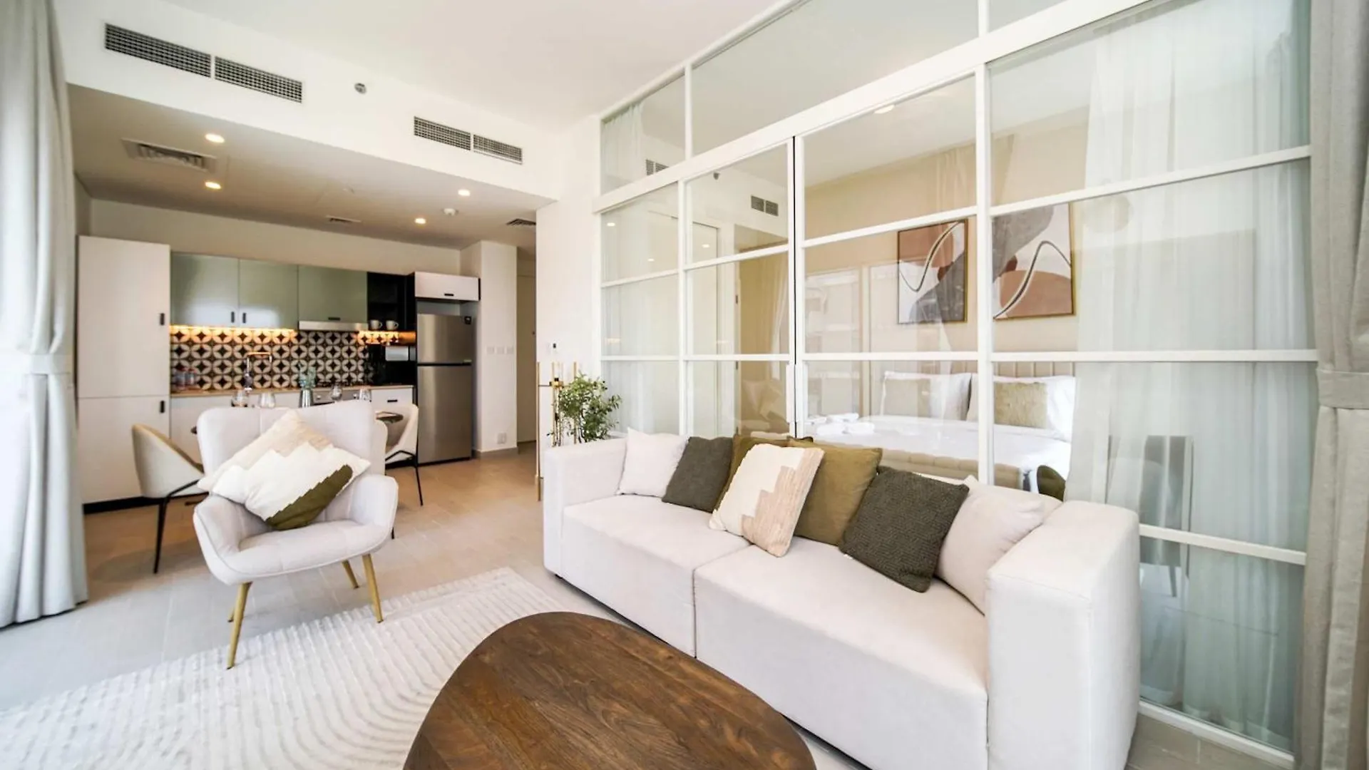 Pvh - Mesmerizing 2Br - Golfville Dubai Hills