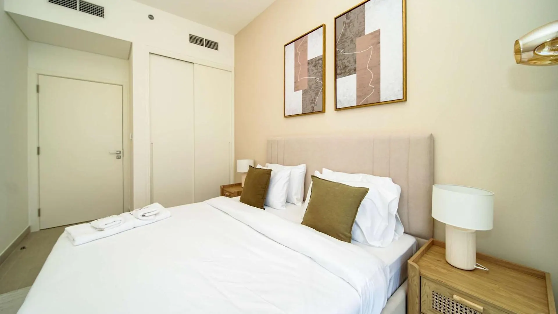 Pvh - Mesmerizing 2Br - Golfville Dubai Hills Apartment