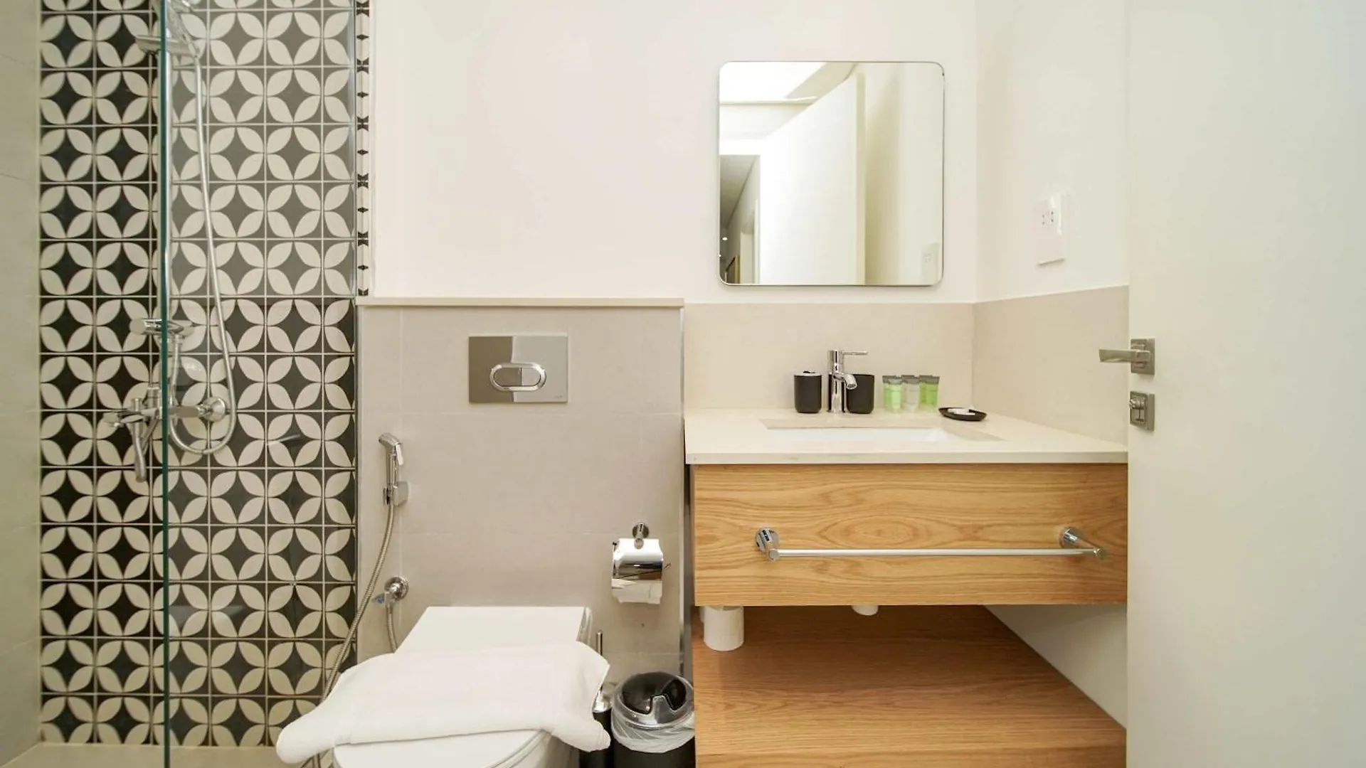 Pvh - Mesmerizing 2Br - Golfville Dubai Hills 0*,  United Arab Emirates